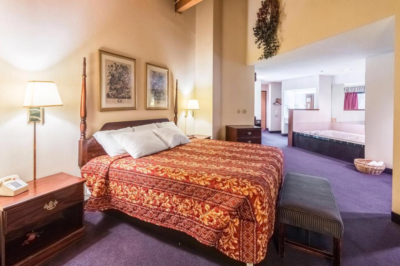 Quality Express Inn & Suites Mineral Wells Dış mekan fotoğraf