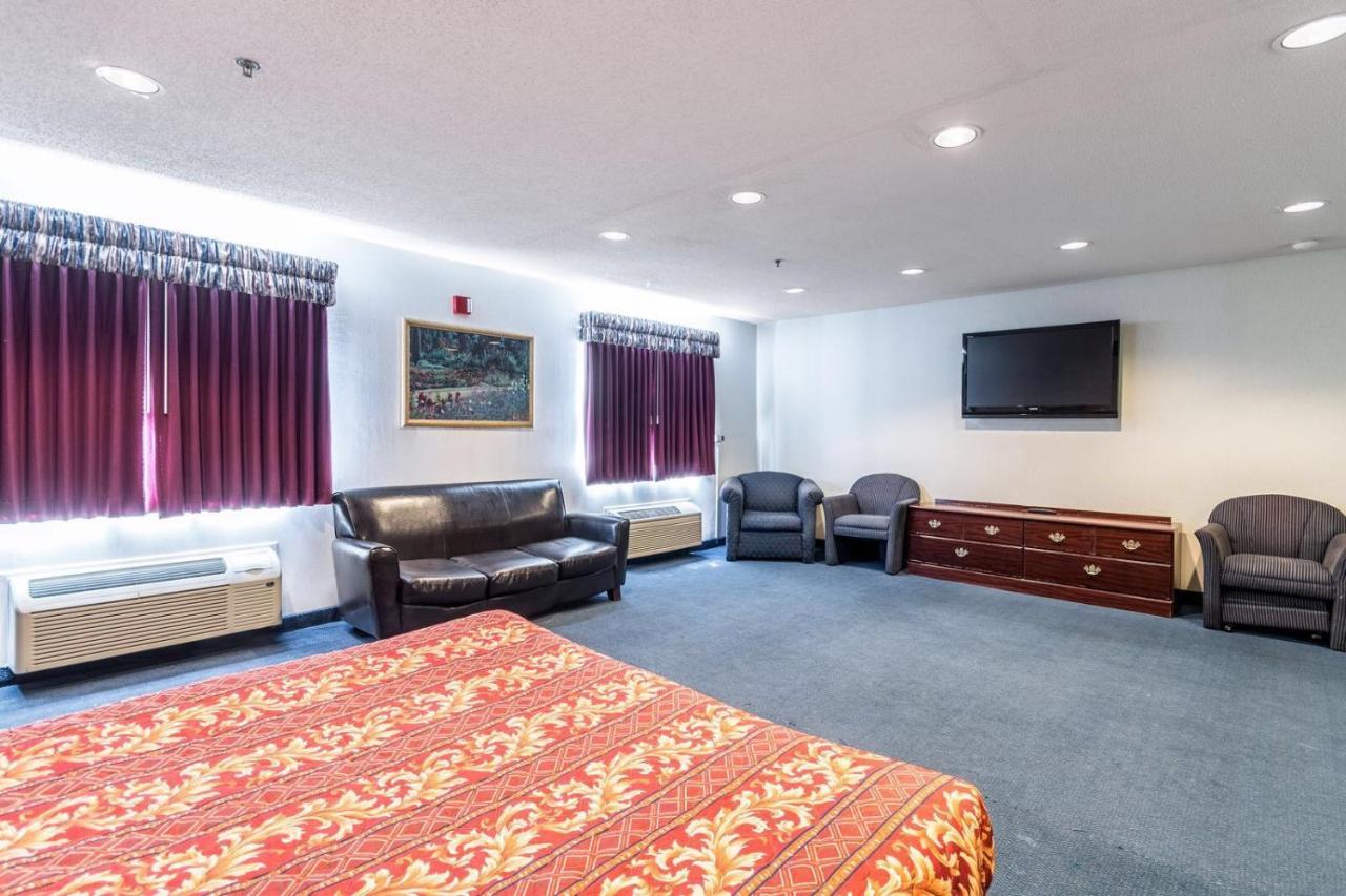 Quality Express Inn & Suites Mineral Wells Dış mekan fotoğraf